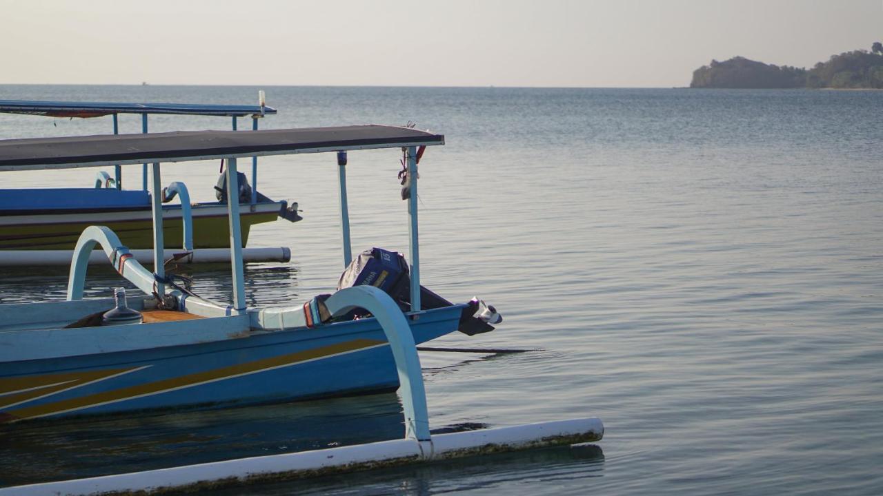Bleu Mathis Gili Asahan Exterior photo