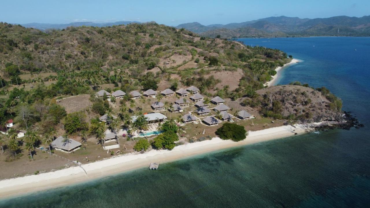 Bleu Mathis Gili Asahan Exterior photo